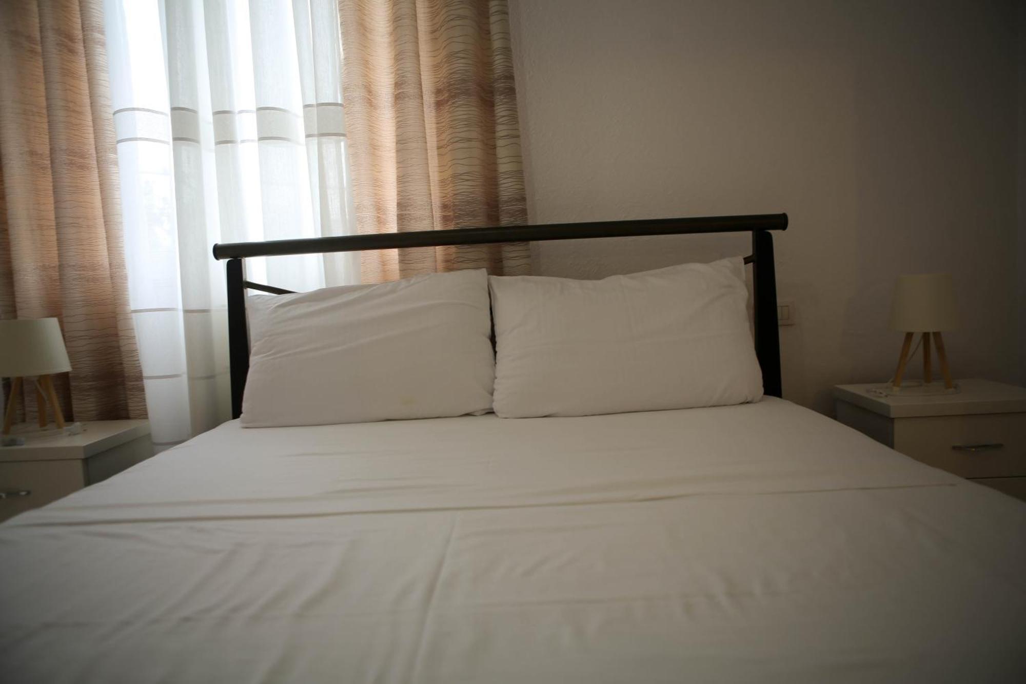 Apartment Jani Sarandë Esterno foto