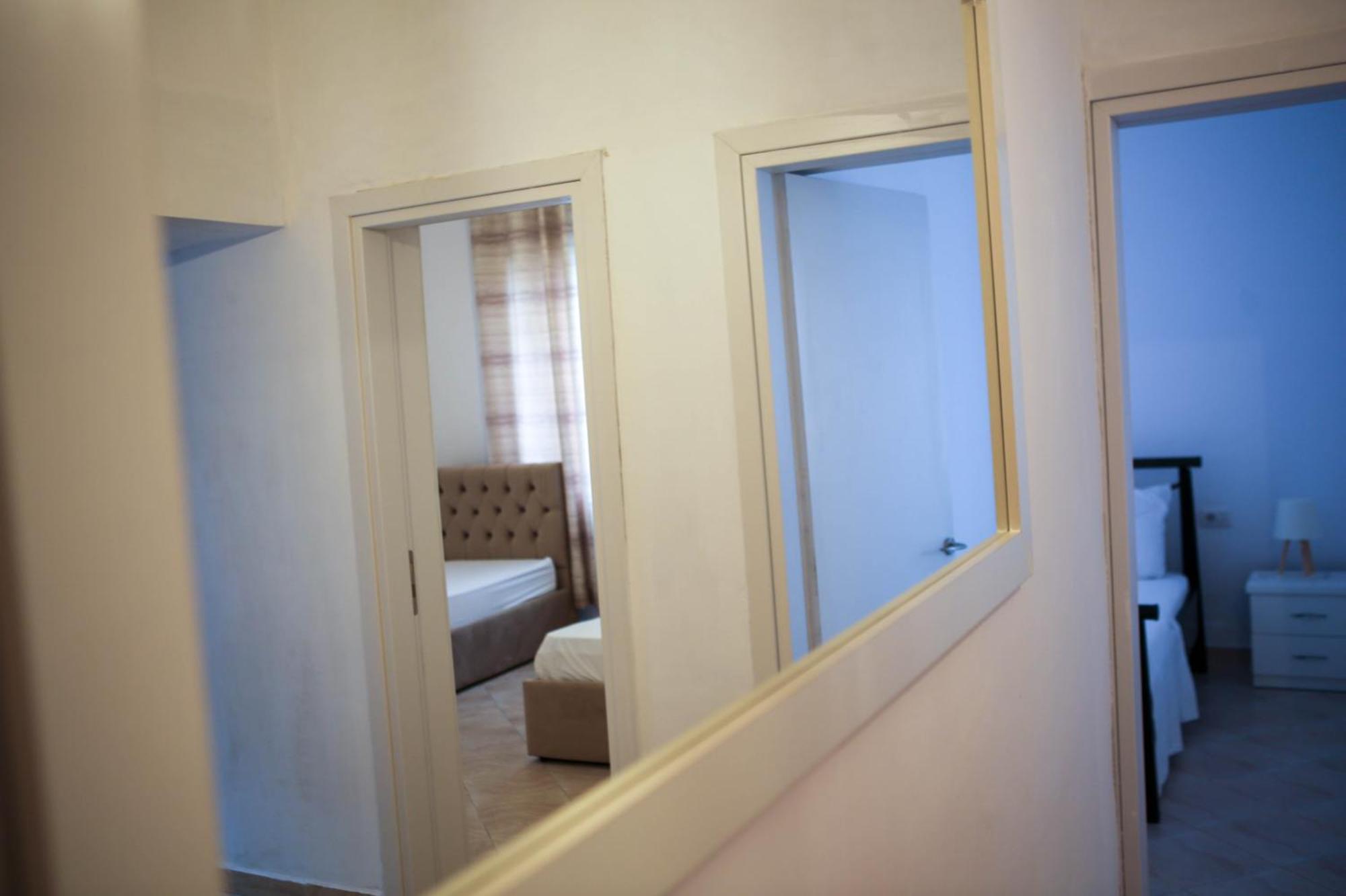 Apartment Jani Sarandë Esterno foto