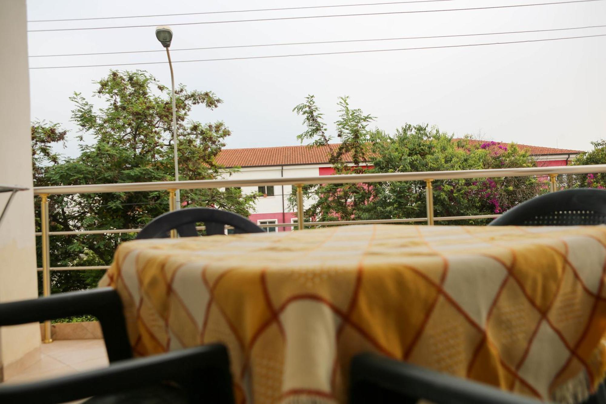 Apartment Jani Sarandë Esterno foto
