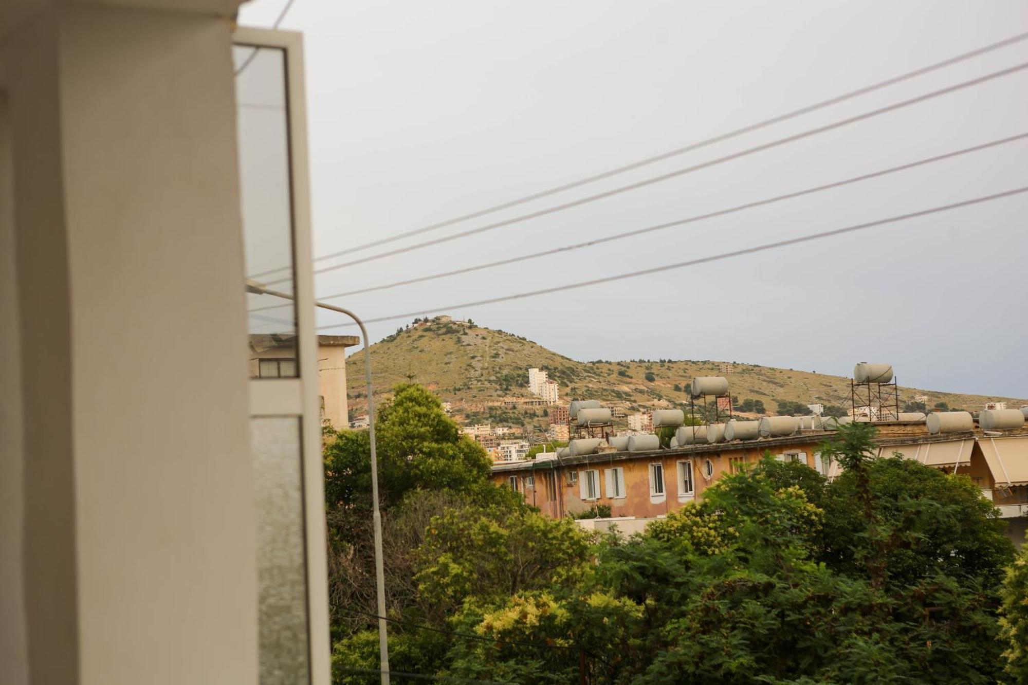 Apartment Jani Sarandë Esterno foto